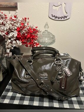 Coach❤️Vintage 09 Y2K Madison Sabrina Dark Gray Patent Leather Satchel